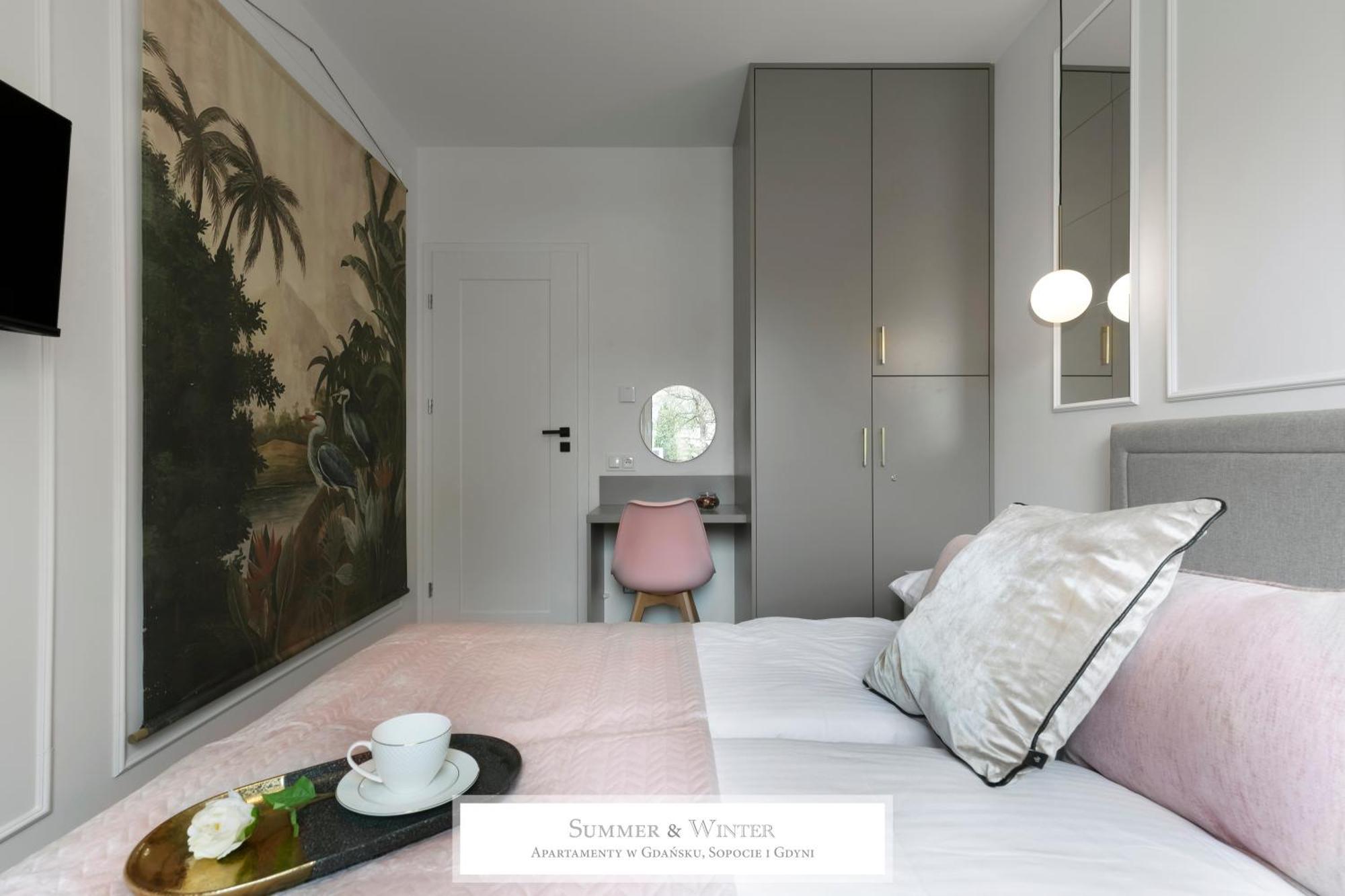 4 Stars, New Luxury Butterfly & Bike Apartments, Gdynia Orlowo, 15 Wyposazonych Mieszkan, Z Sypialnia, Winda I Platnym Parkingiem, Wysoki Standard Summerwinter, Blisko Molo Orlowo, Drog Rowerowych, Stadniny I Golf Park Esterno foto
