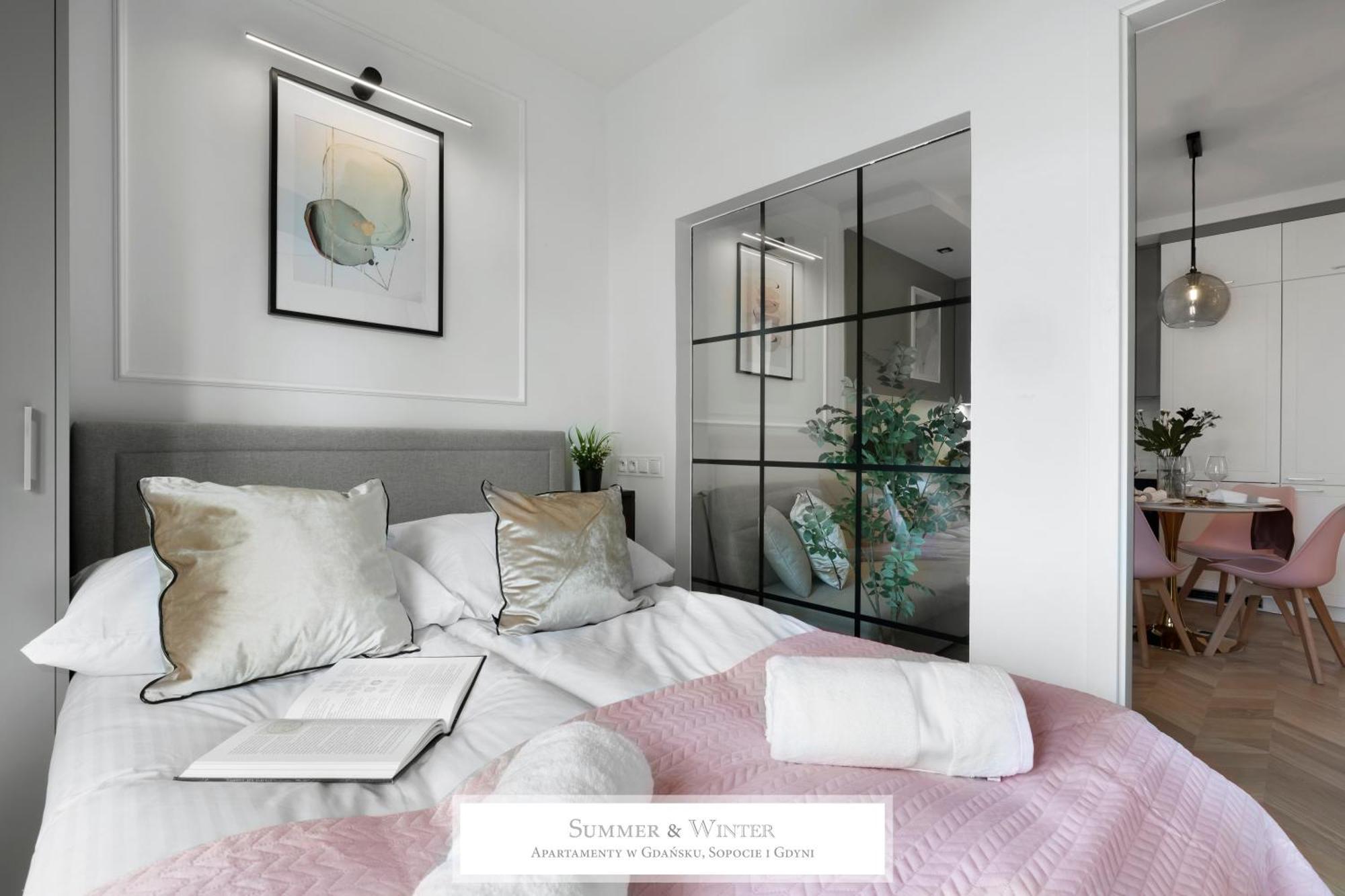 4 Stars, New Luxury Butterfly & Bike Apartments, Gdynia Orlowo, 15 Wyposazonych Mieszkan, Z Sypialnia, Winda I Platnym Parkingiem, Wysoki Standard Summerwinter, Blisko Molo Orlowo, Drog Rowerowych, Stadniny I Golf Park Esterno foto