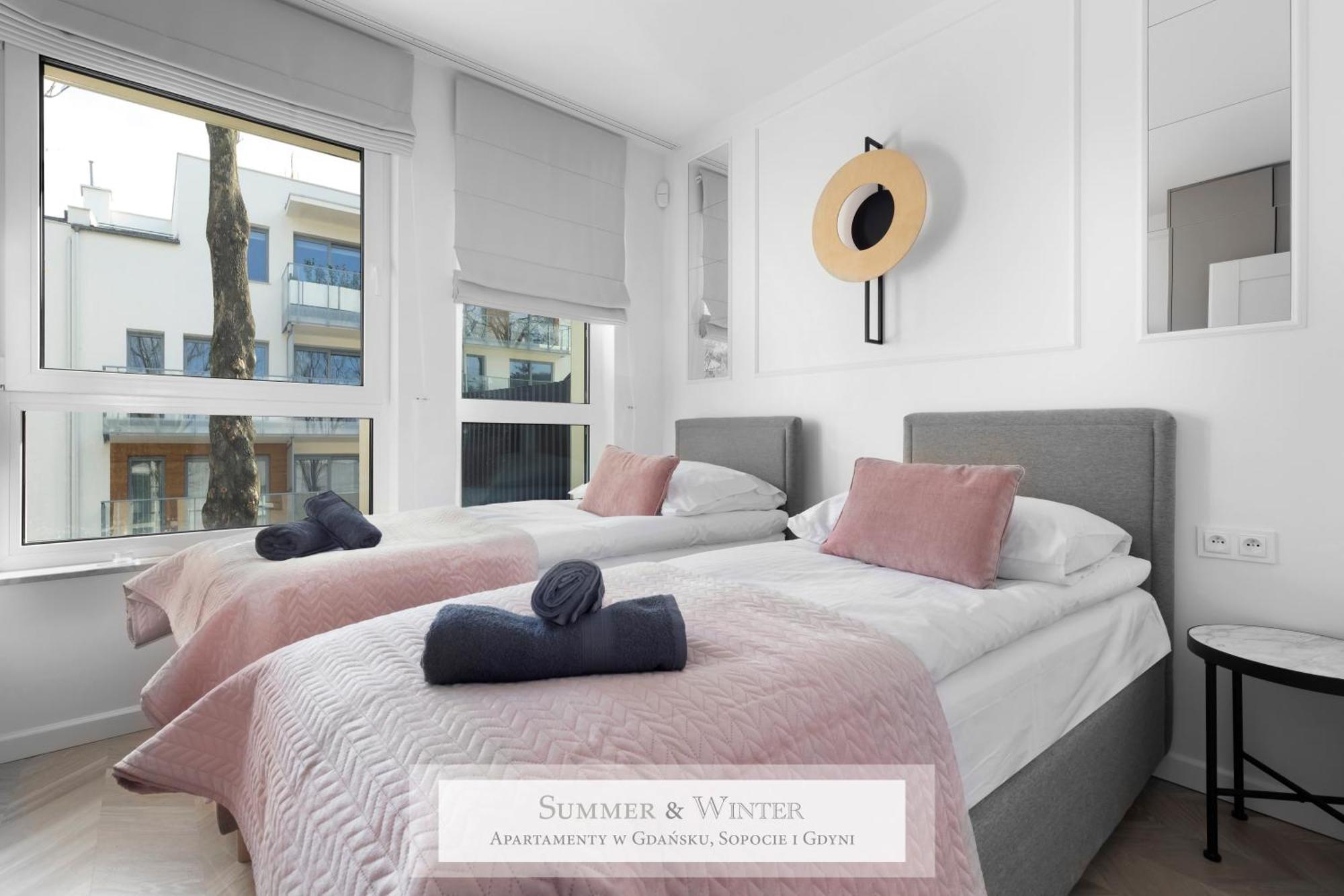 4 Stars, New Luxury Butterfly & Bike Apartments, Gdynia Orlowo, 15 Wyposazonych Mieszkan, Z Sypialnia, Winda I Platnym Parkingiem, Wysoki Standard Summerwinter, Blisko Molo Orlowo, Drog Rowerowych, Stadniny I Golf Park Esterno foto